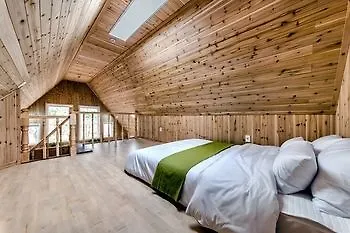Brown Cabin Holiday home
