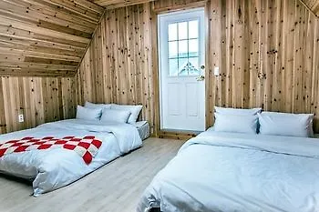 Brown Cabin Holiday home Jeju